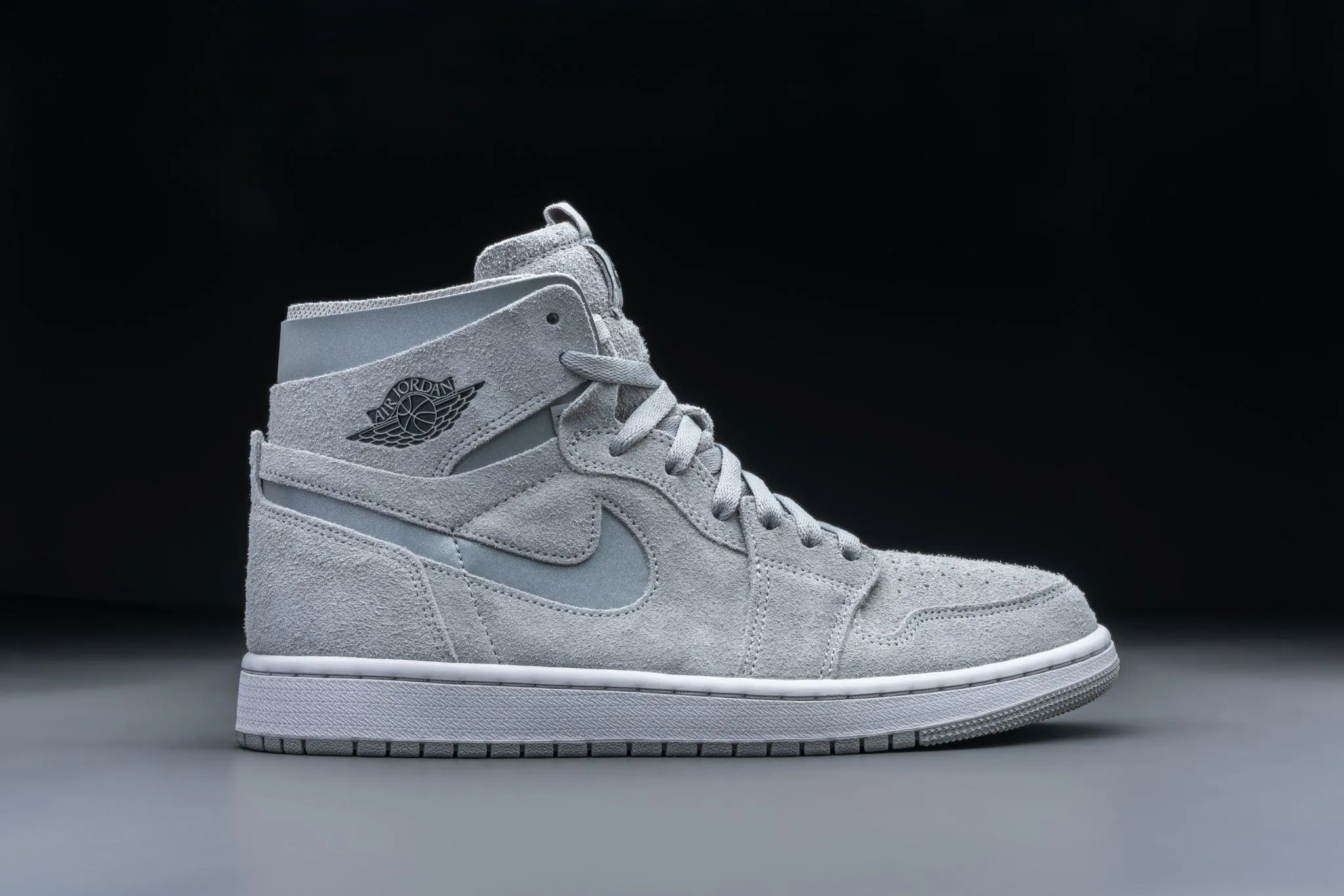 Air Jordan 1 Zoom CMFT Metallic Silver (W)