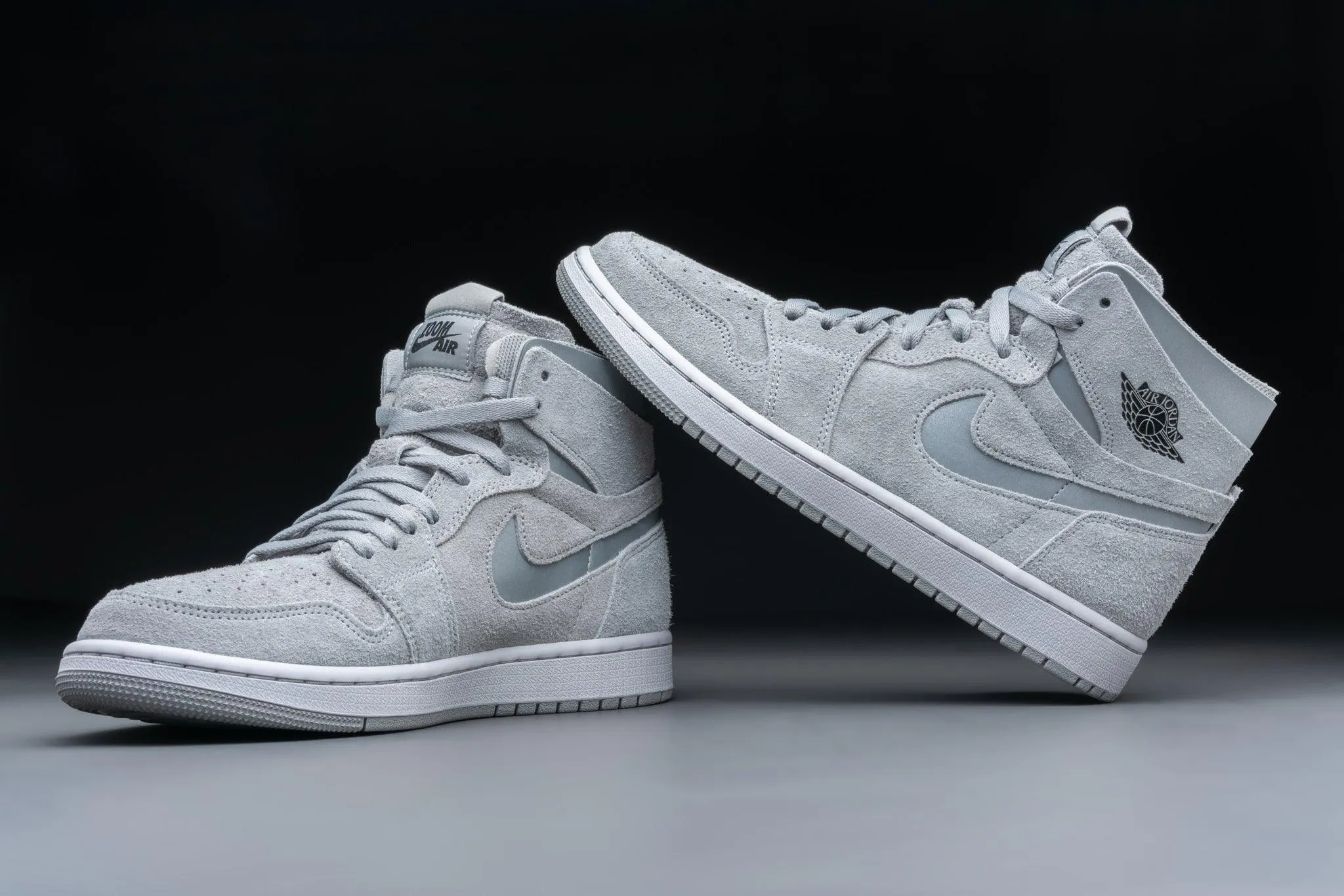 Air Jordan 1 Zoom CMFT Metallic Silver (W)