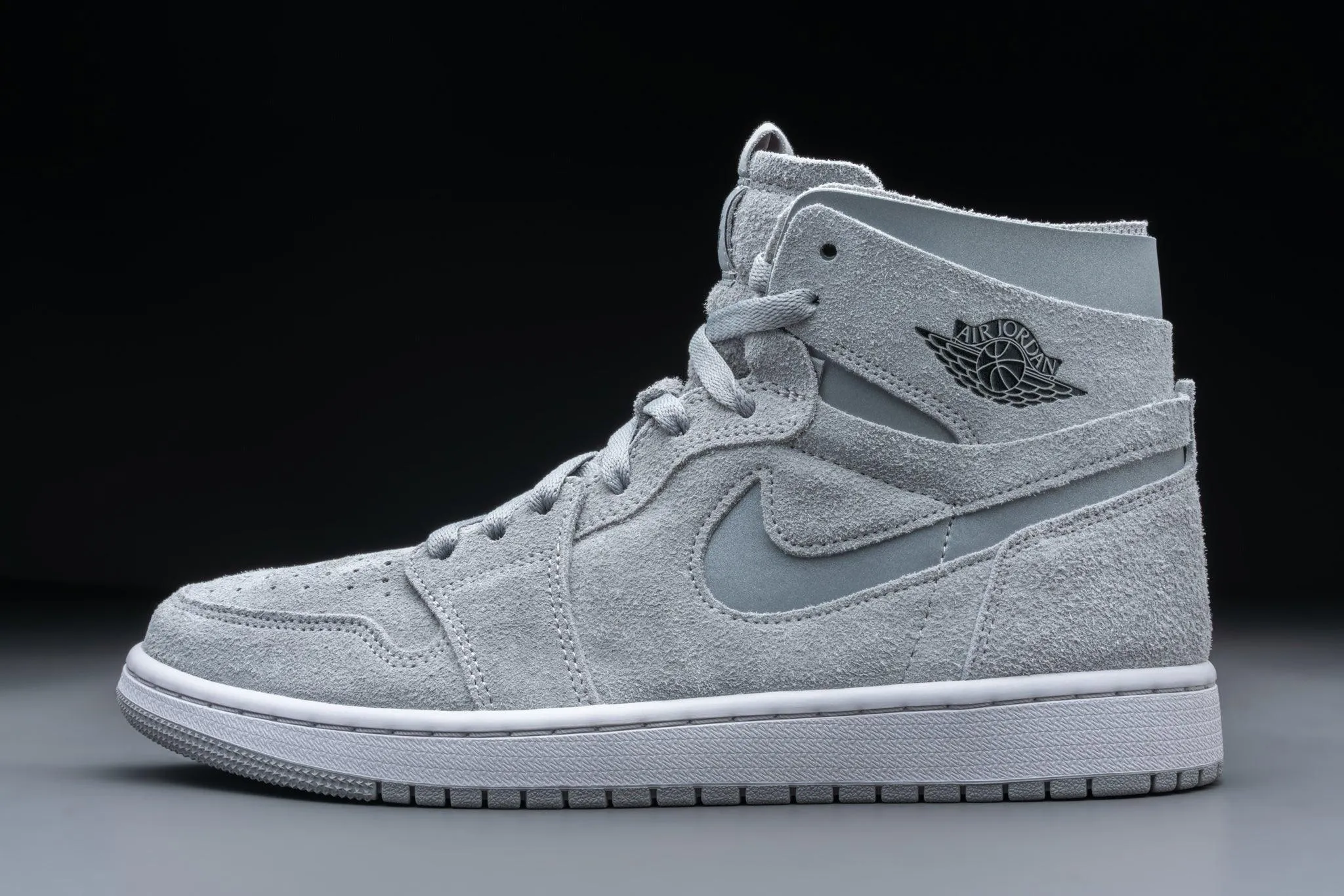 Air Jordan 1 Zoom CMFT Metallic Silver (W)