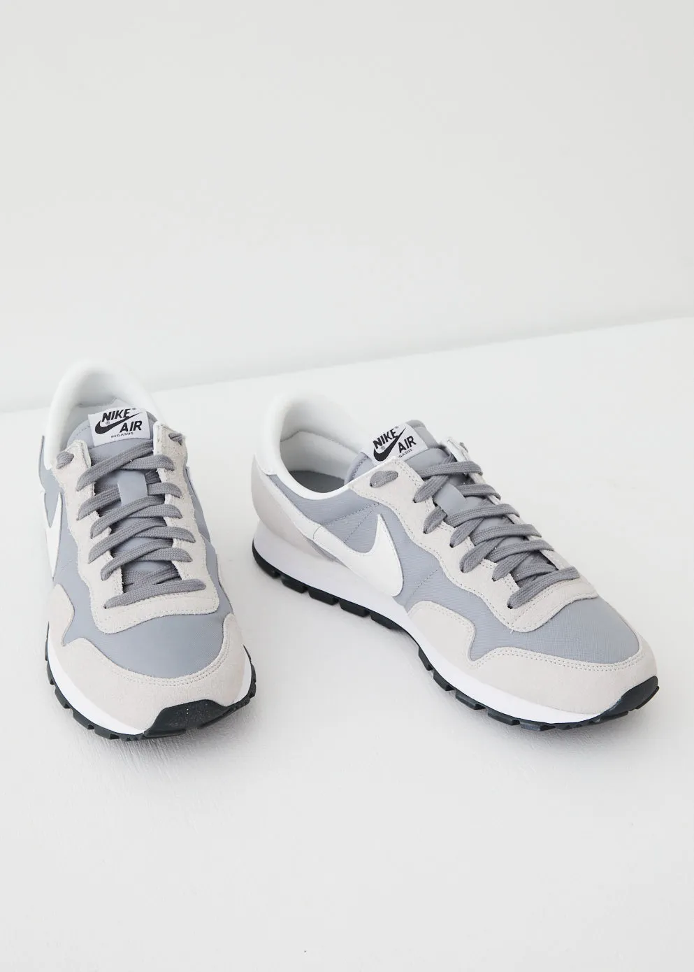 Air Pegasus 83 Premium GREY