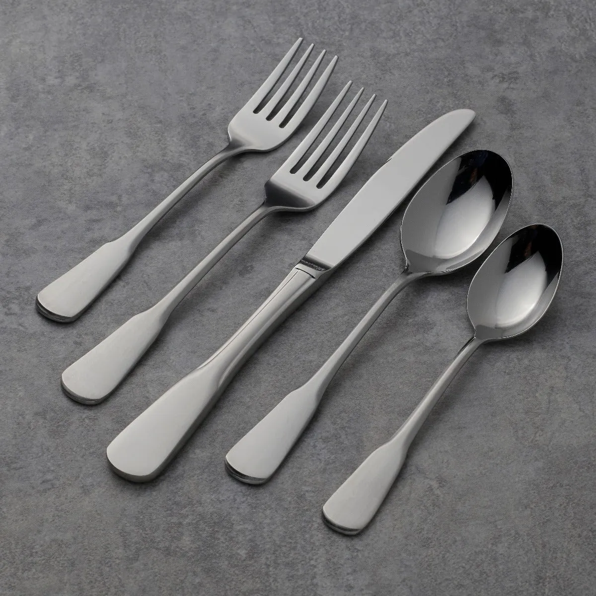 Colonial Boston 45 Piece Everyday Flatware Set