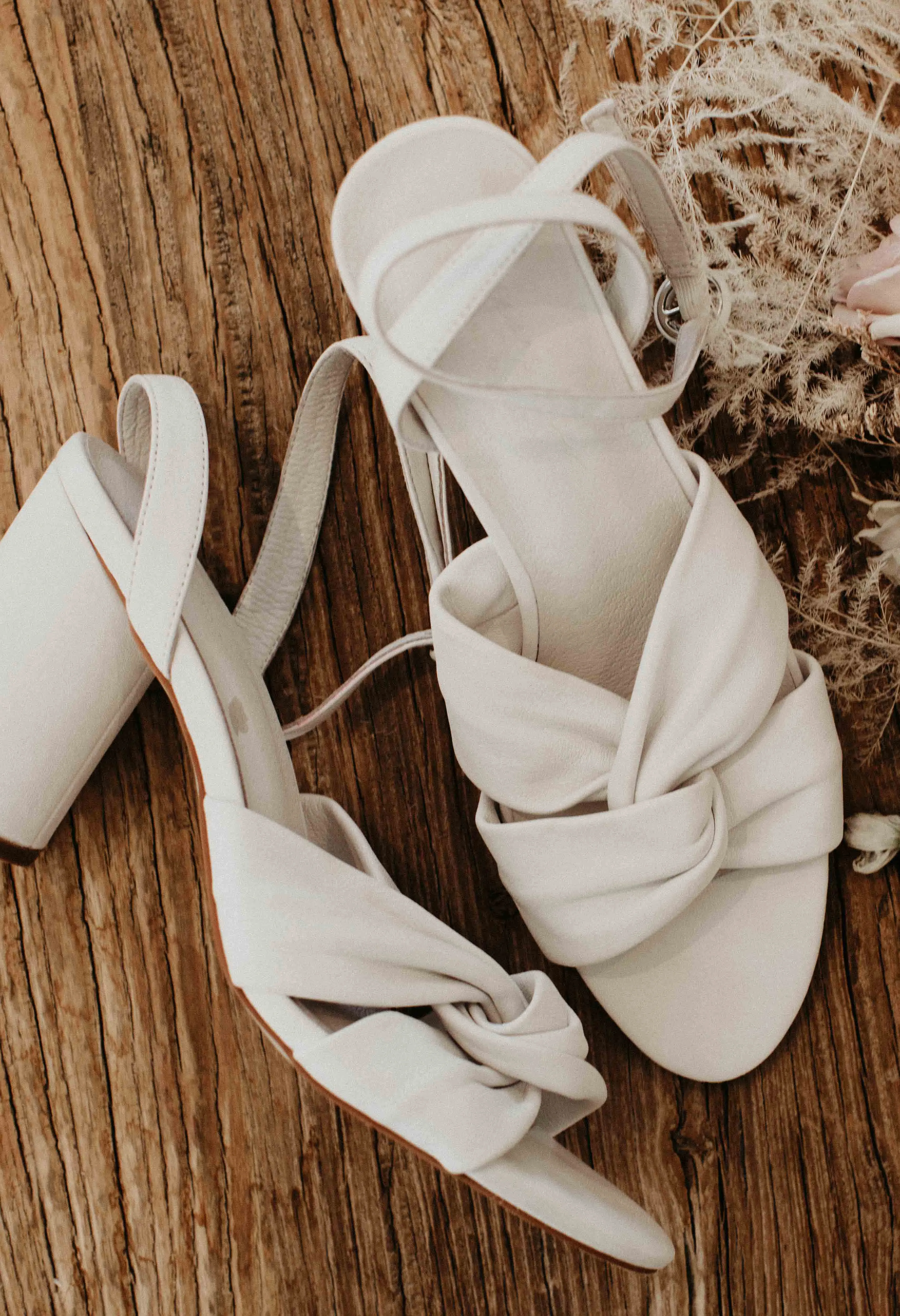 DESTINY - IVORY LEATHER WEDDING SANDALS