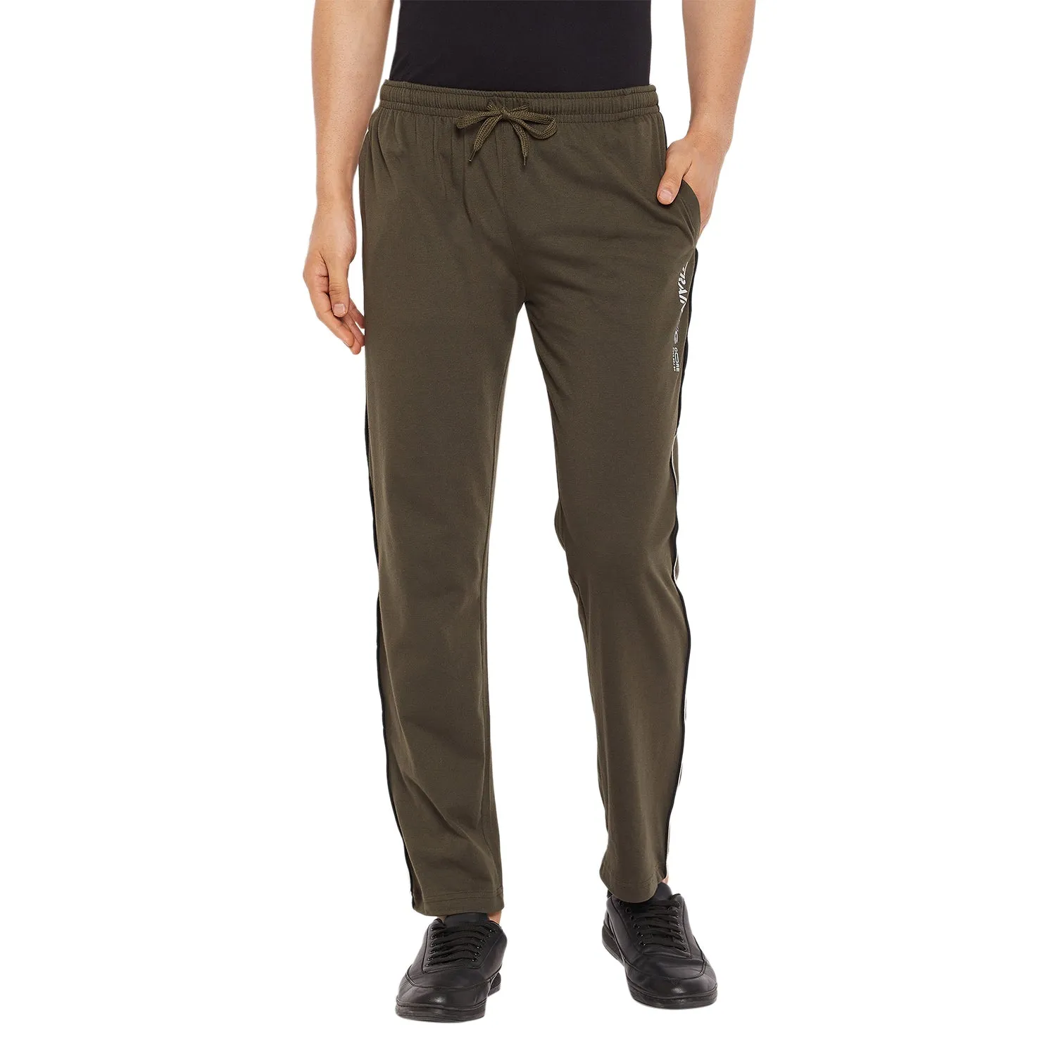 Duke Stardust Men Solid Regular Track Pant (MLF5670)