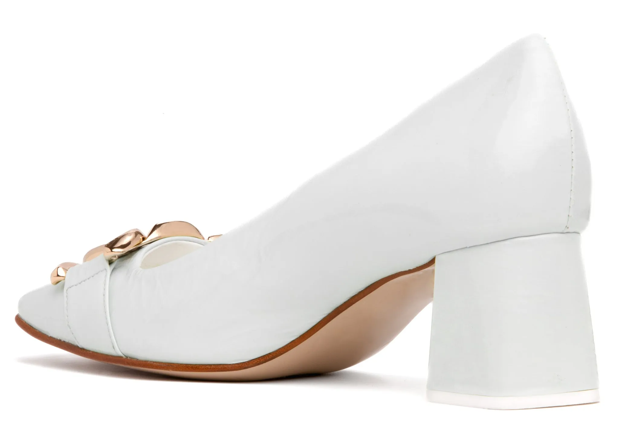 Frances Off-White Patent Leather Pump