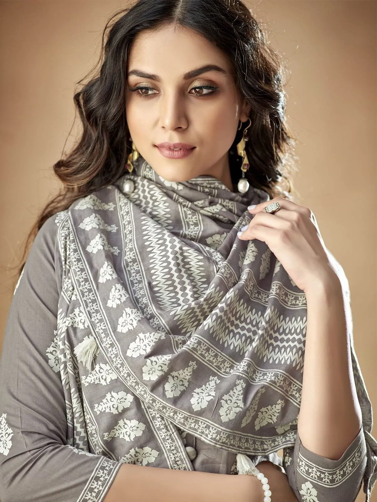 Grey Casual Pakistani Pant Suit