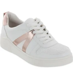 MIA Alta Sneaker