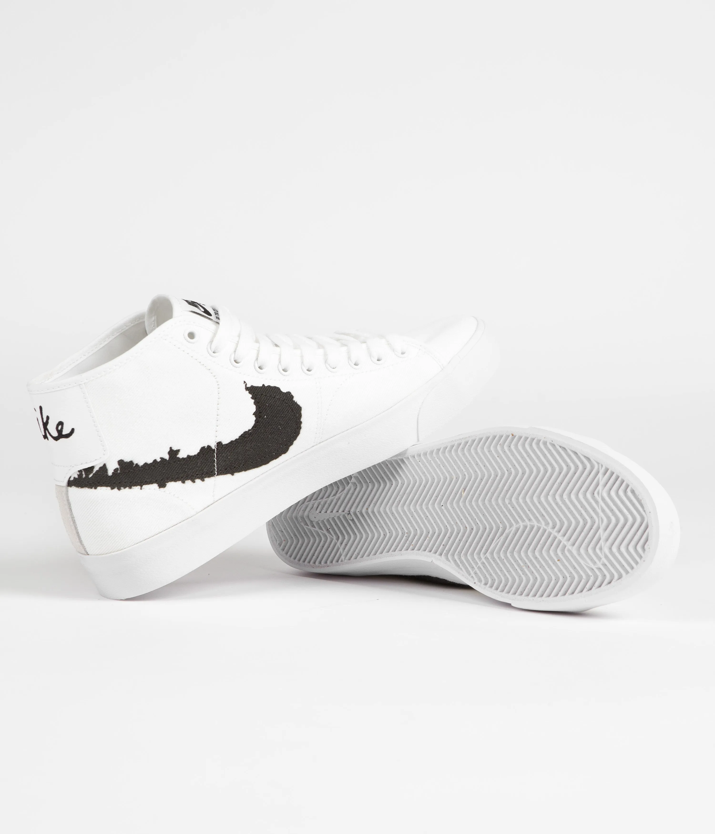 Nike SB Blazer Court Mid Premium Shoes - White / Black - White