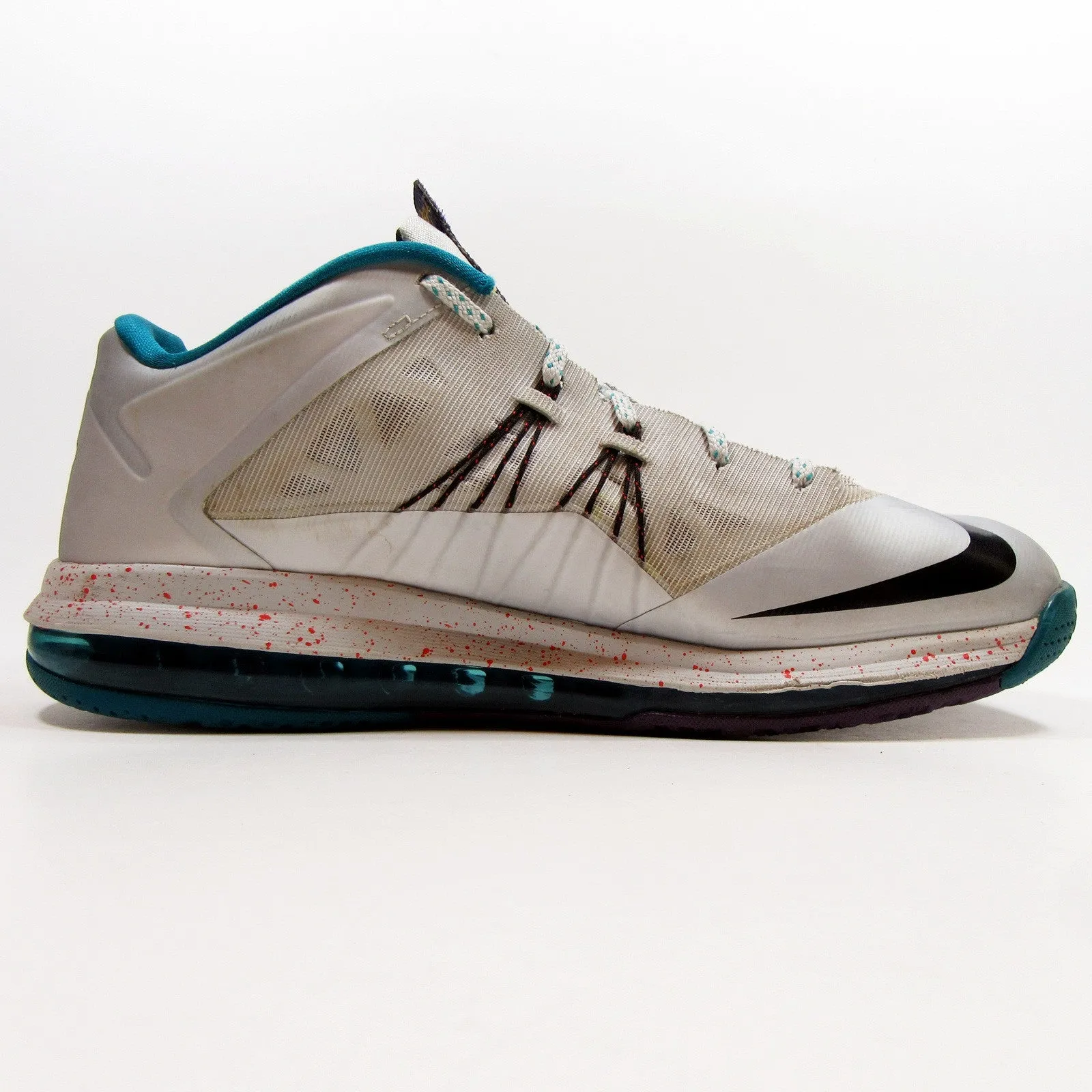 NIKE Zoom Lebron