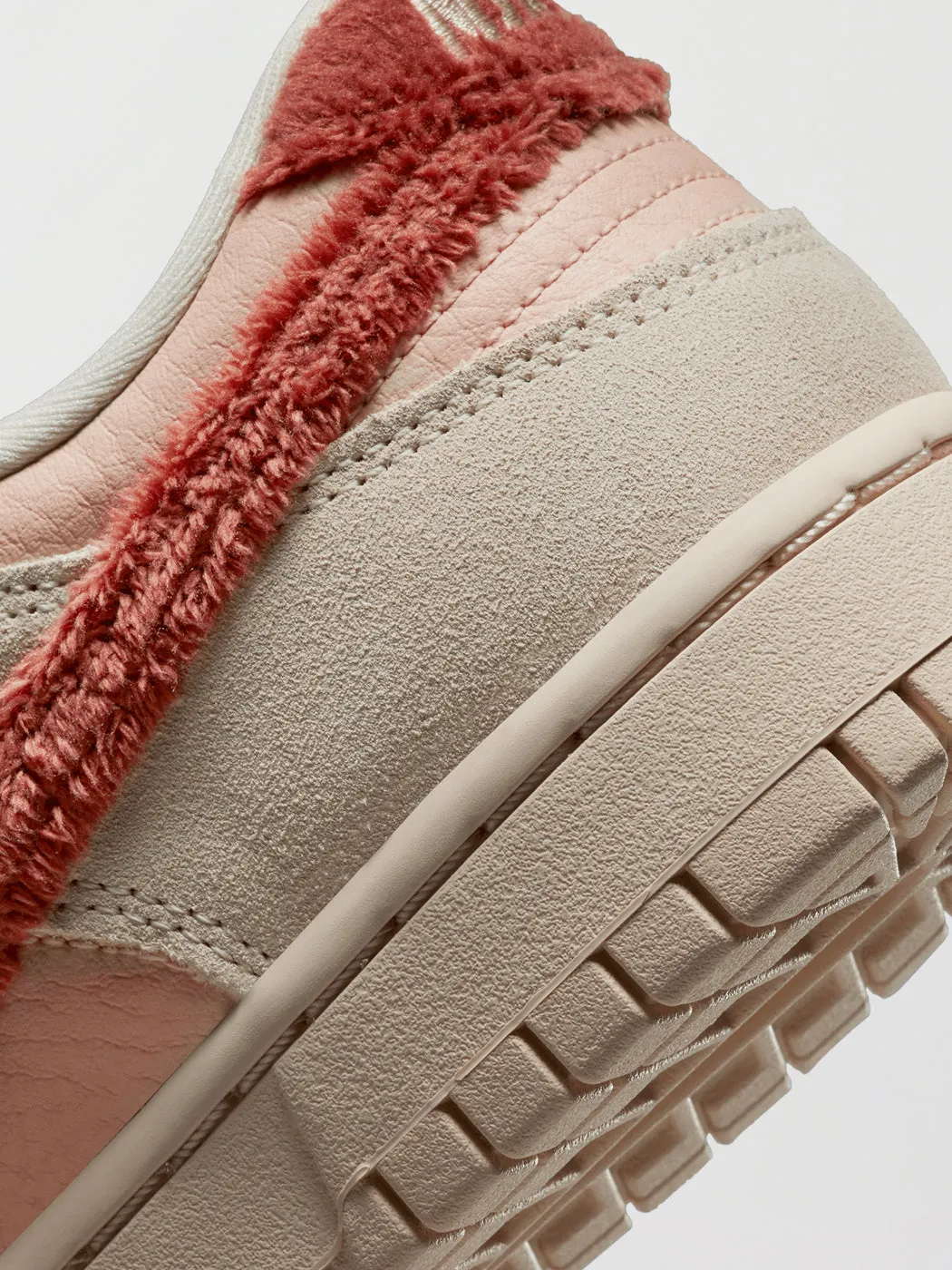 WMNS NIKE DUNK LOW - SHIMMER/MARS STONE-SANDDRIFT-PEARL WHITE