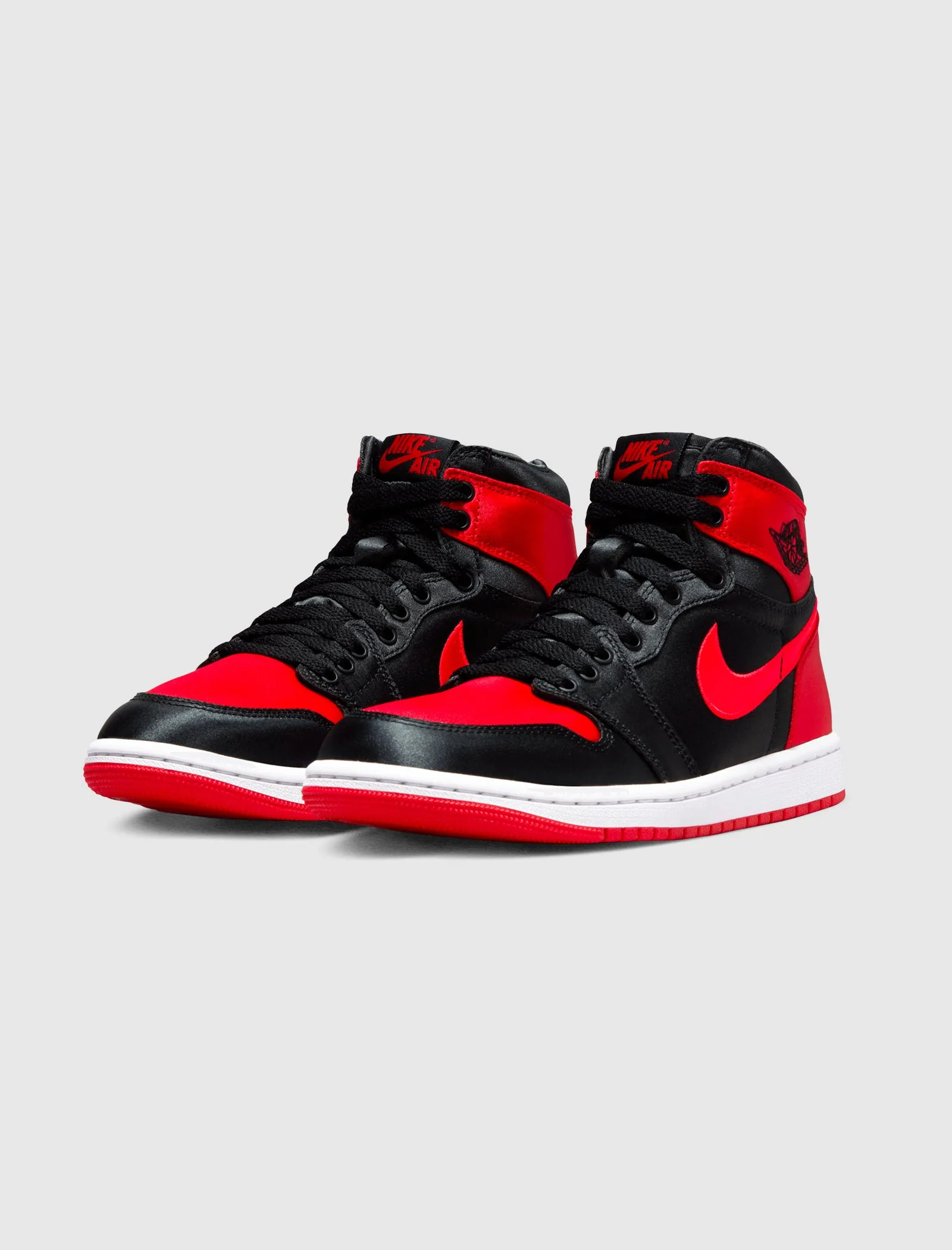 WOMEN'S AIR JORDAN 1 RETRO HI OG "SATIN BRED"