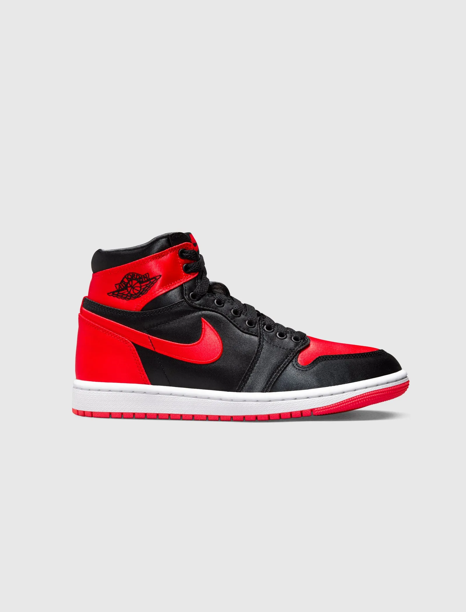 WOMEN'S AIR JORDAN 1 RETRO HI OG "SATIN BRED"